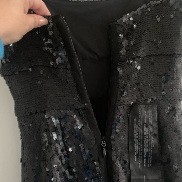 NWT BCBGMAXAZRIA ALESE SEQUINED DRESS - Picture 13 of 16